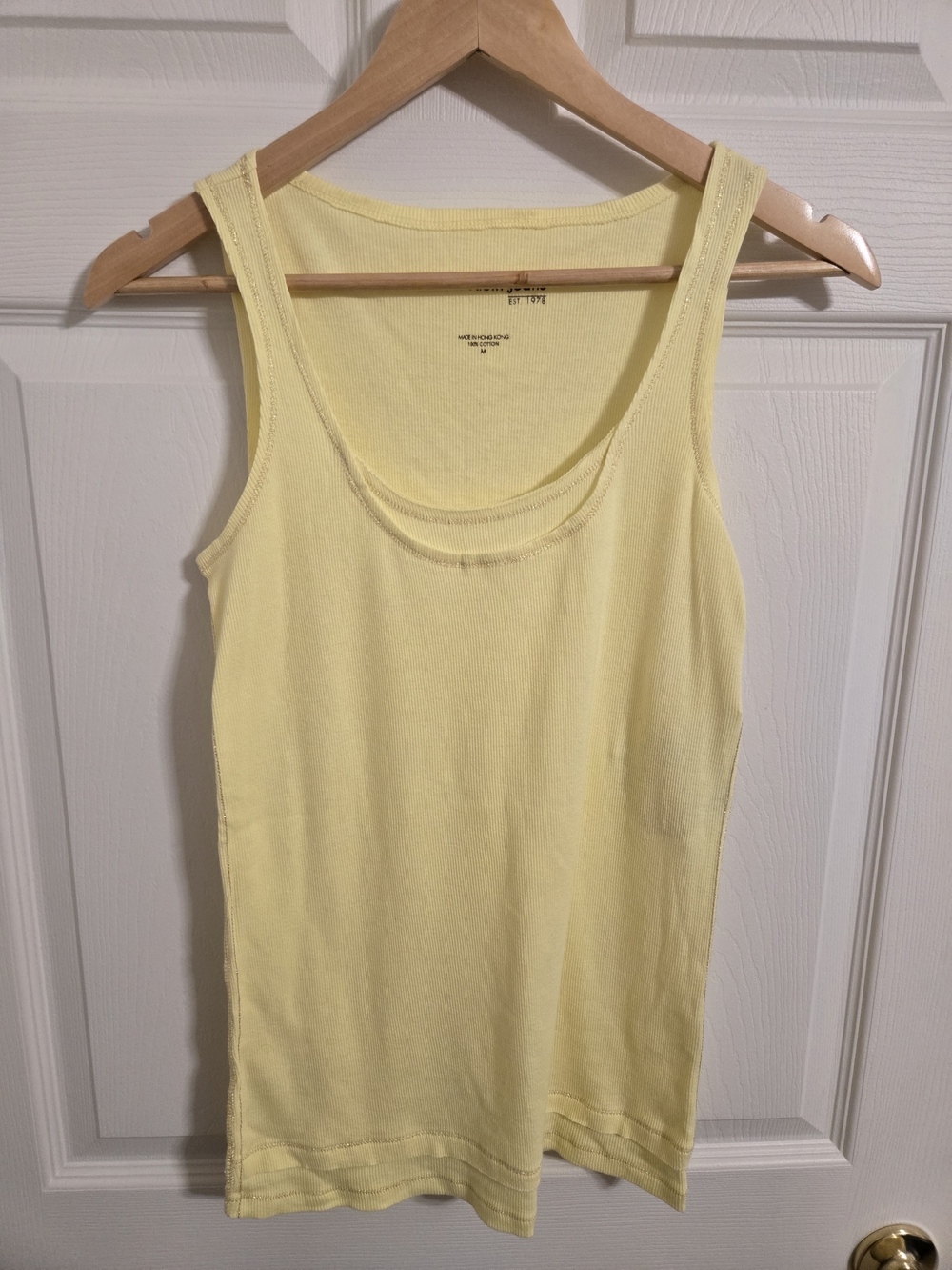 Calvin Klein Yellow Ribbed Tank Top - Classic Women’s Sleeveless Size Medium